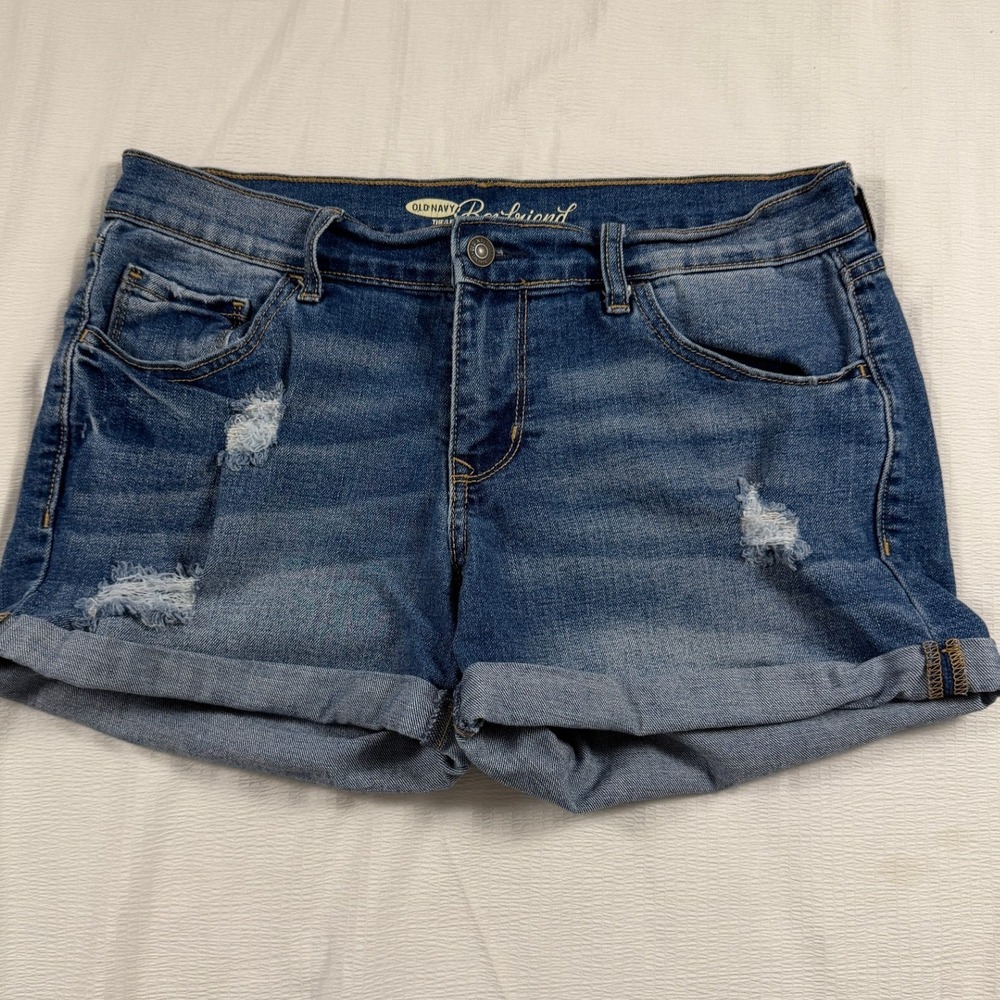Old Navy Boyfriend Distressed Denim Shorts Medium Wash Blue Cuffed Size 8